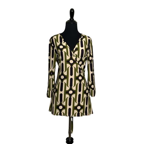 Helena Hart cream green black retro wrap blouse size 2 - Picture 10 of 10